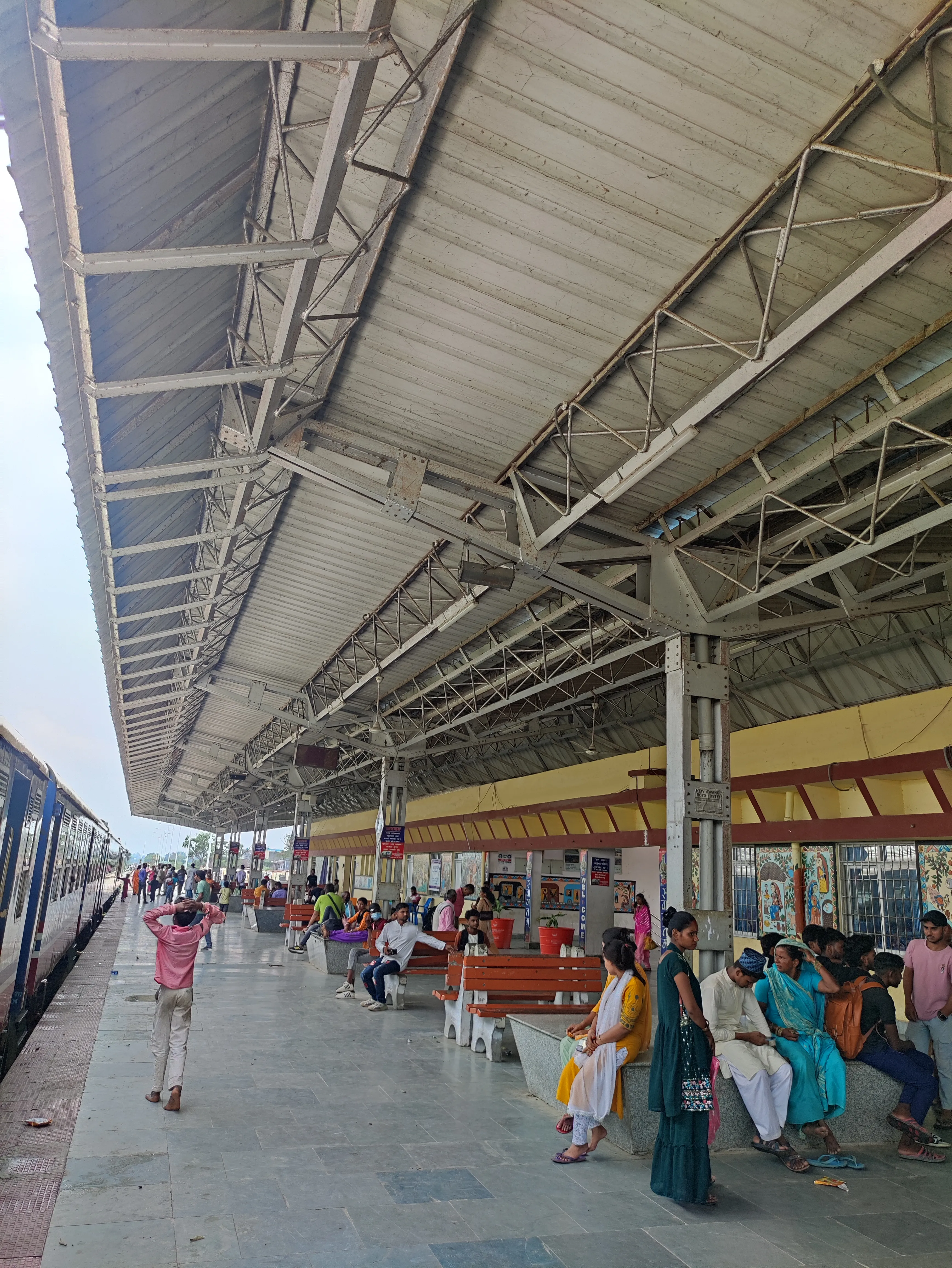 picture of train station